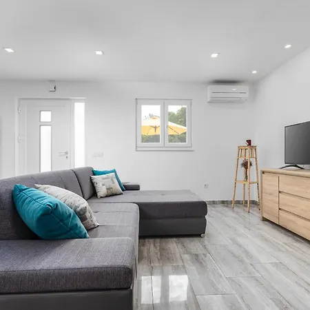 Villa Aurora Gabonjin