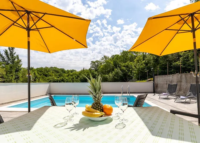 Vila Aurora Gabonjin